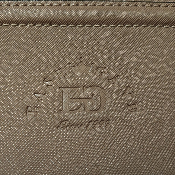 Dusty Purple Faux Leather Laptop Tote Bag - Picture 10 of 10